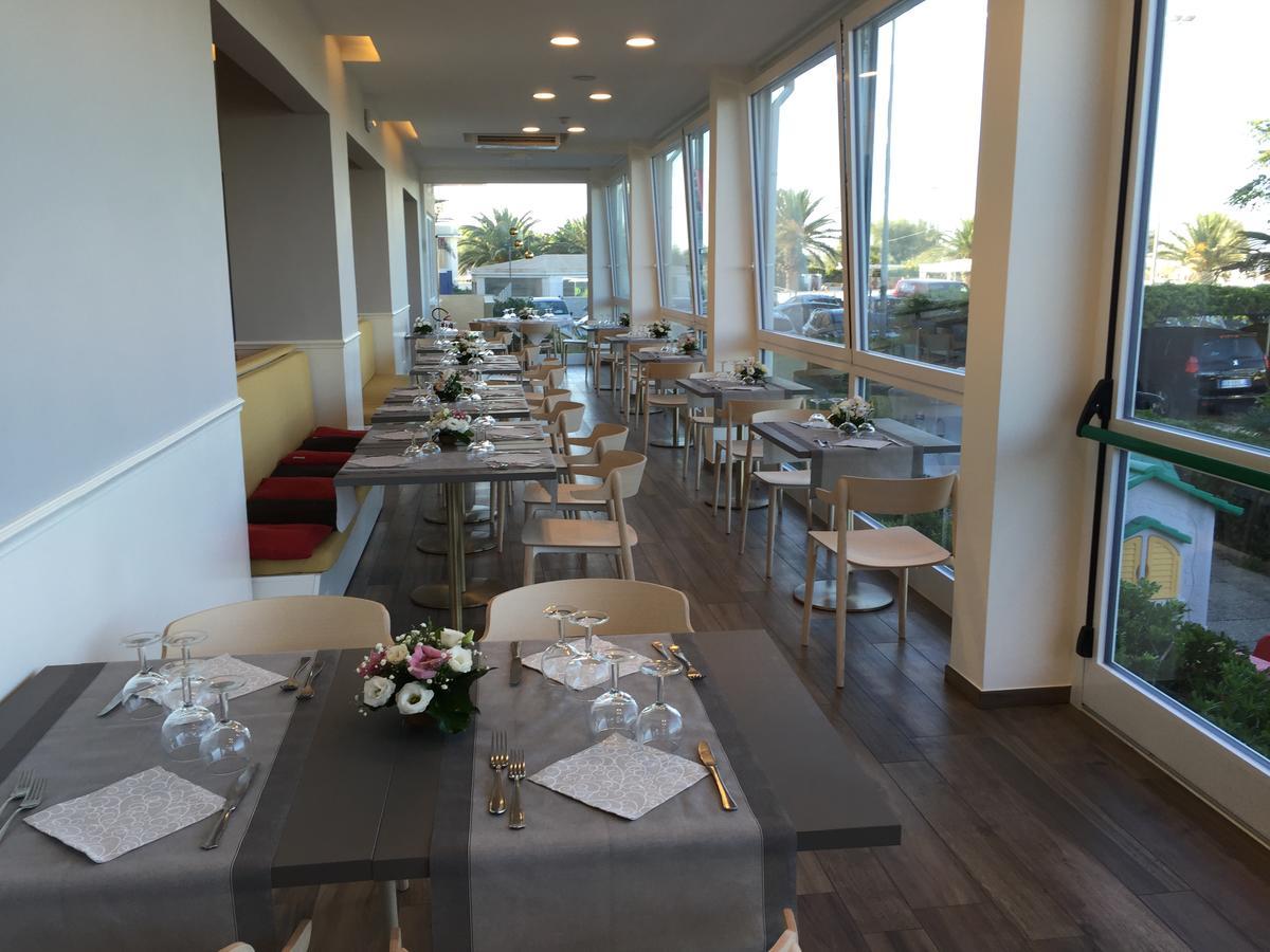 Hotel Tritone Σενιγκάλια Εξωτερικό φωτογραφία