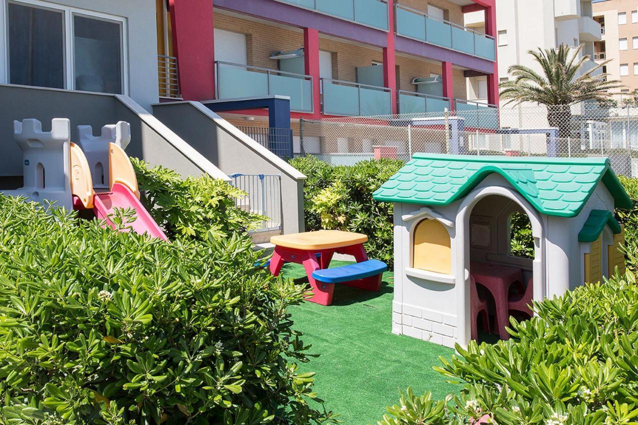 Hotel Tritone Σενιγκάλια Εξωτερικό φωτογραφία