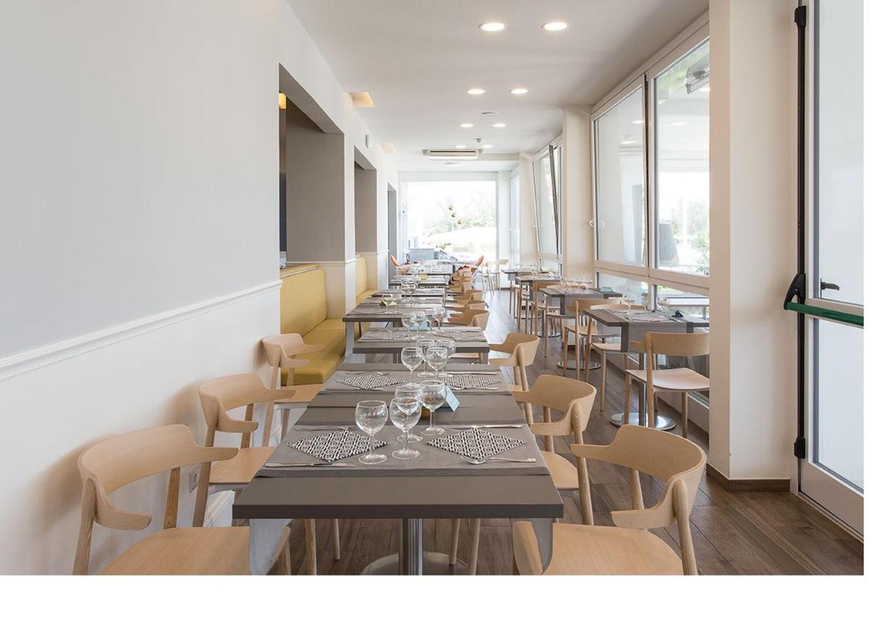 Hotel Tritone Σενιγκάλια Εξωτερικό φωτογραφία